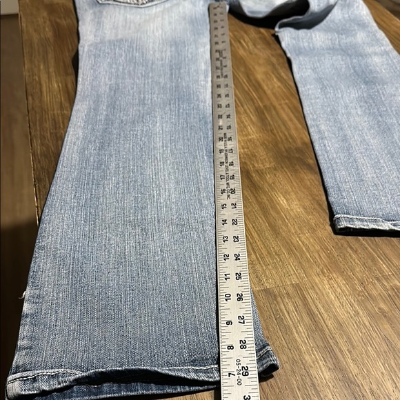 Paisley Sky Blue Boot Cut Jeans with Embroidery and Distressed Details. Size 6 - Picture 11 of 13